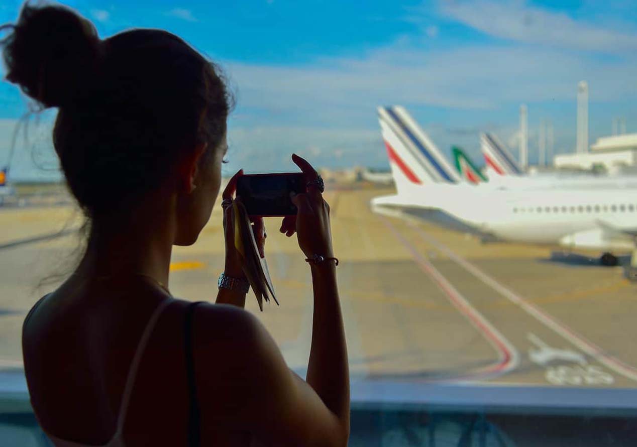 Navigating Rome’s Airports: A Traveler’s Guide to Transportation, Amenities, and Booking Tips